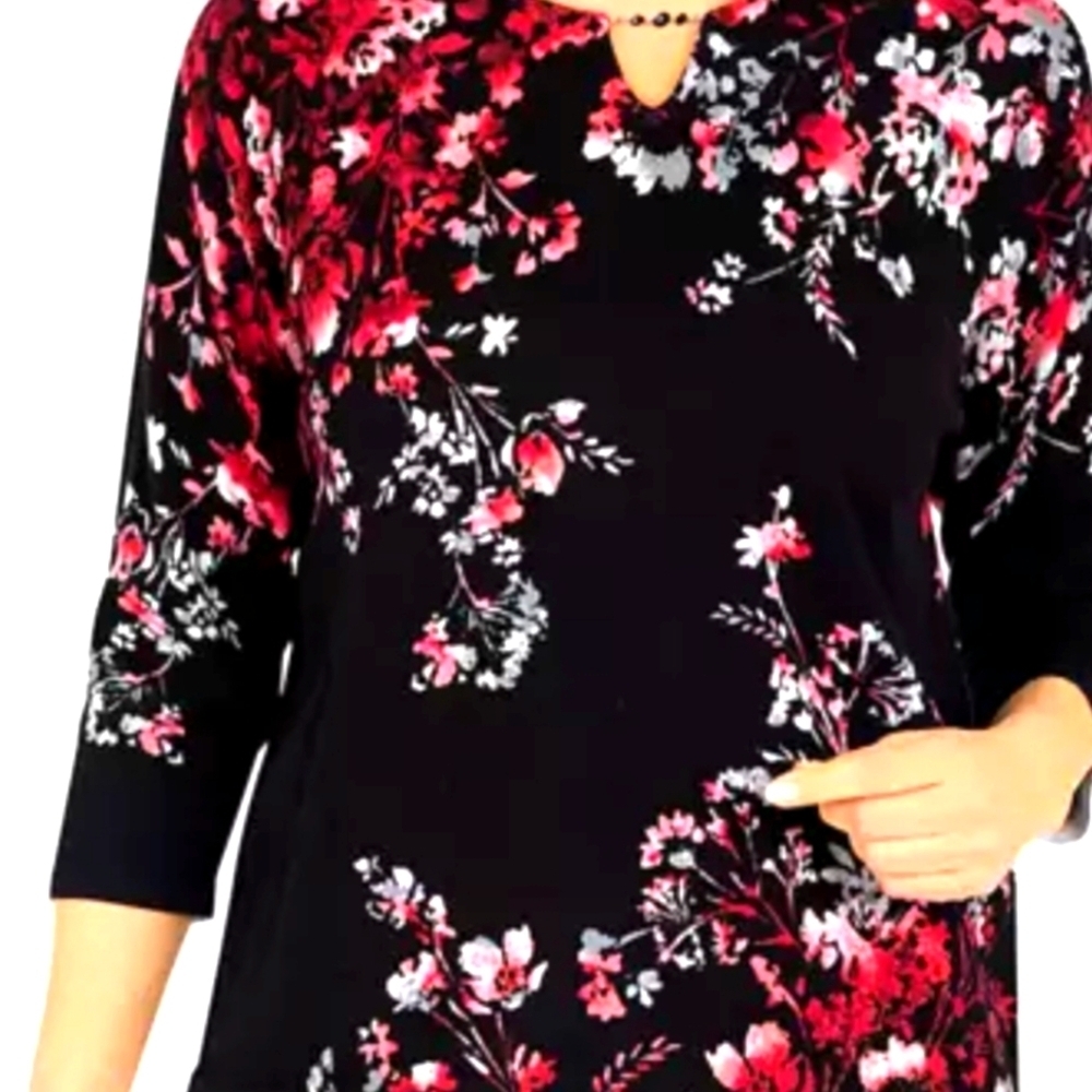 Alfred Dunner Classics Collection Black Floral Knit Top Size S